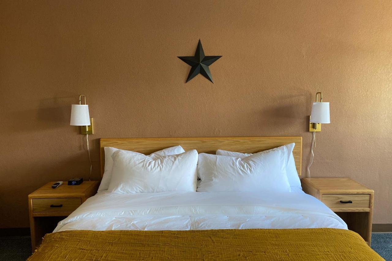 The Benson Motel - Benson, Mn - Us-12 Hwy ภายนอก รูปภาพ